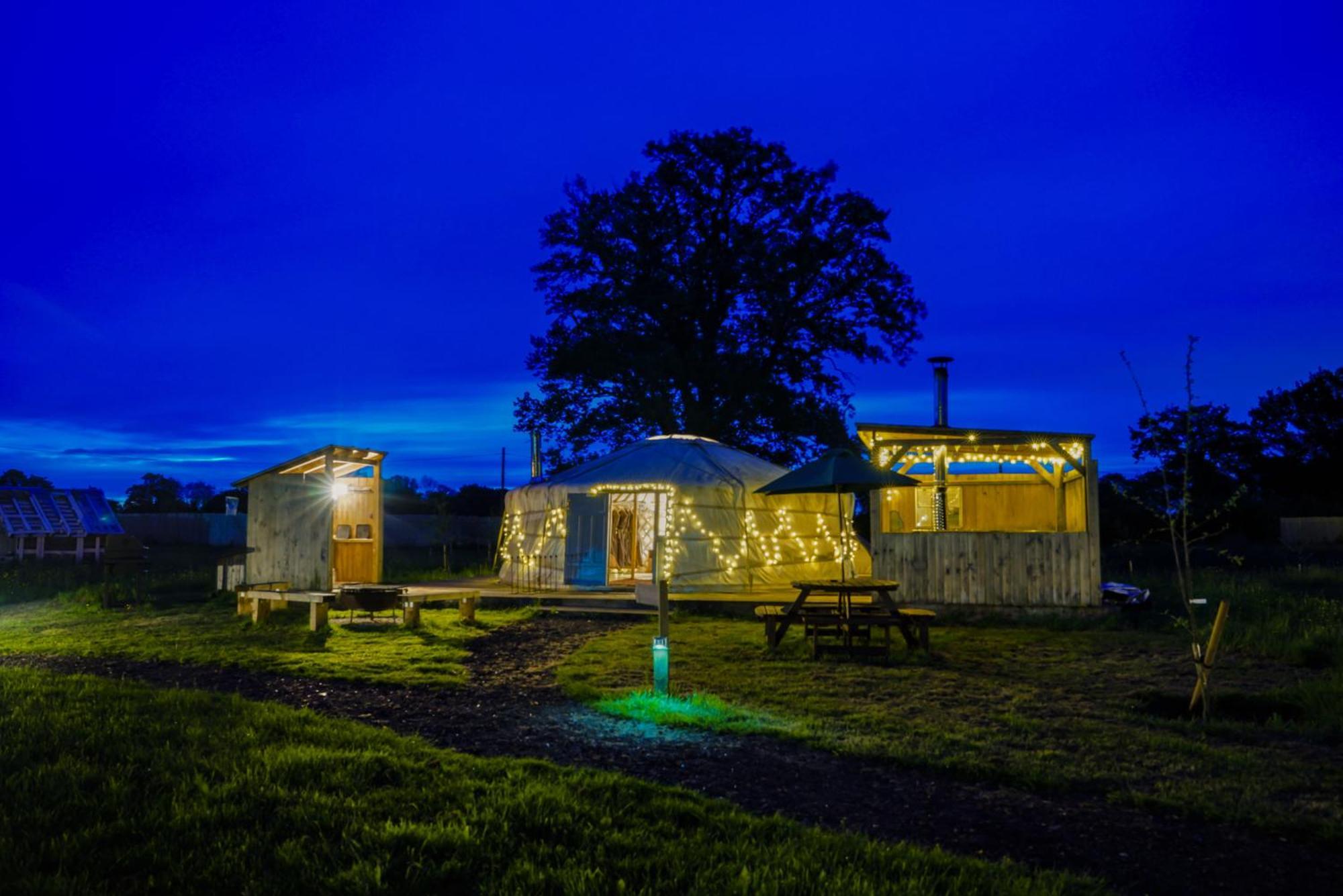 Glamp And Tipple Ltd