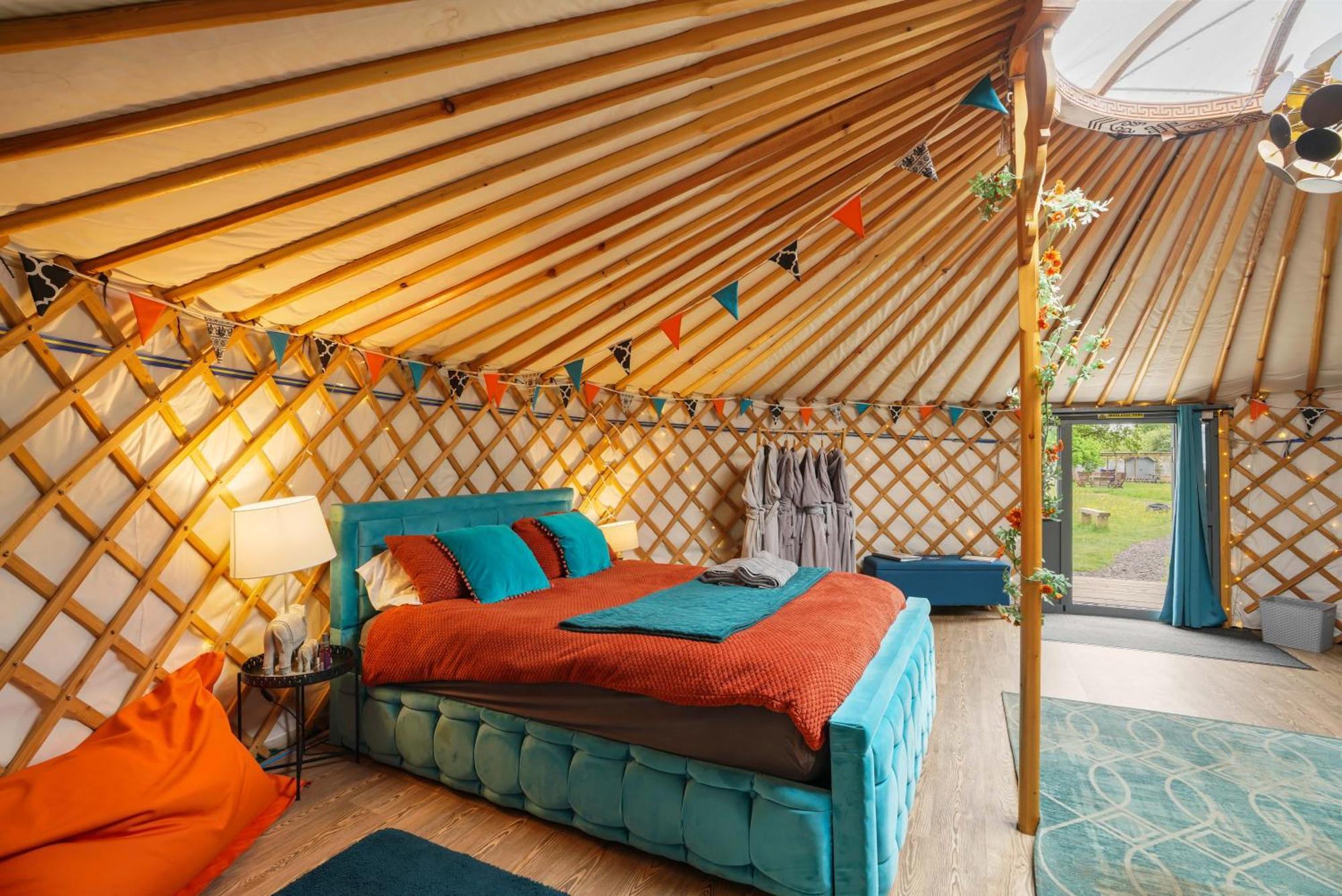 Glamp And Tipple Ltd Luxury tent Great Ellingham